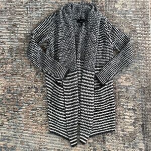 Forever 21 Black and White Striped Sweater